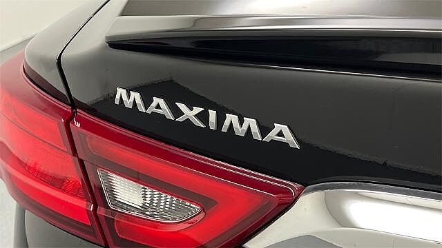 Nissan Maxima