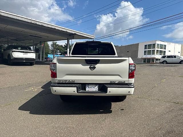 Nissan Titan