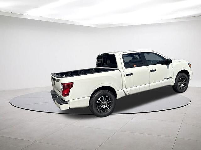 Nissan Titan