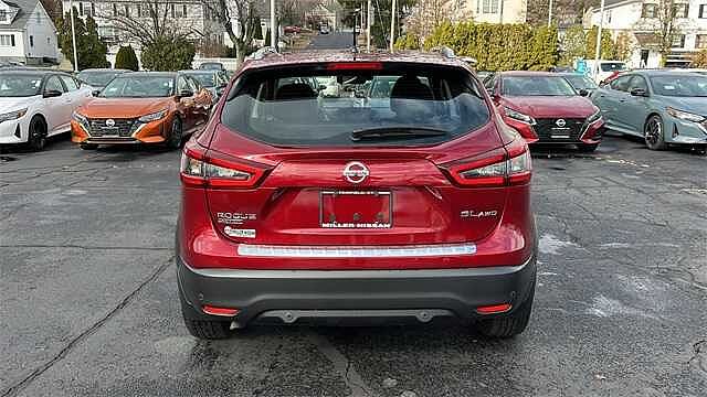 Nissan Rogue Sport