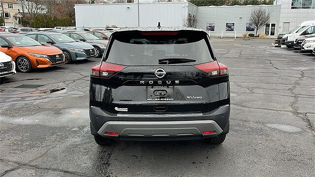 Nissan Rogue