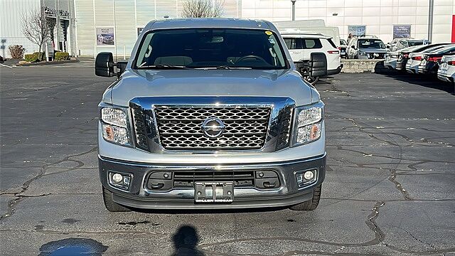 Nissan Titan