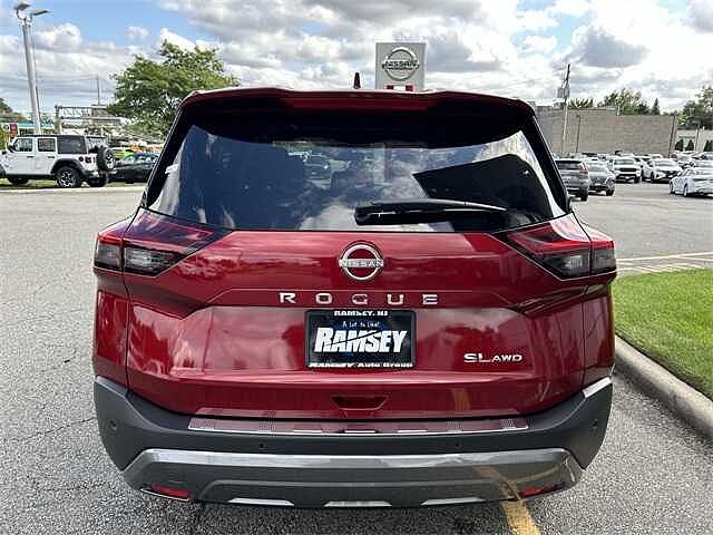 Nissan Rogue