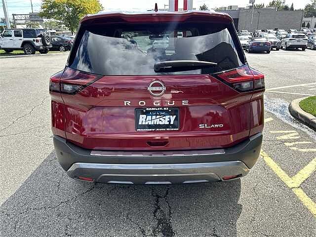 Nissan Rogue