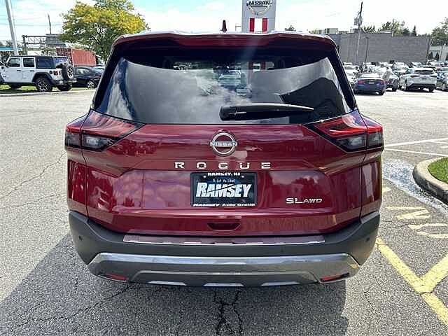 Nissan Rogue