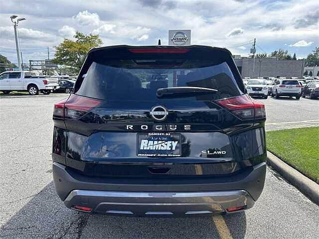 Nissan Rogue