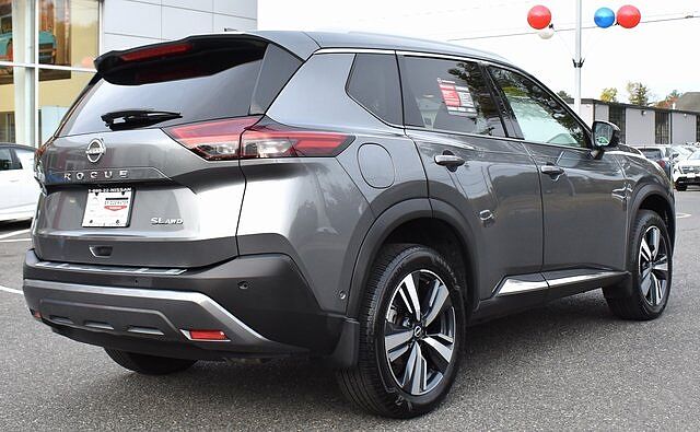 Nissan Rogue