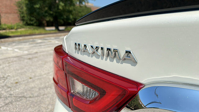 Nissan Maxima