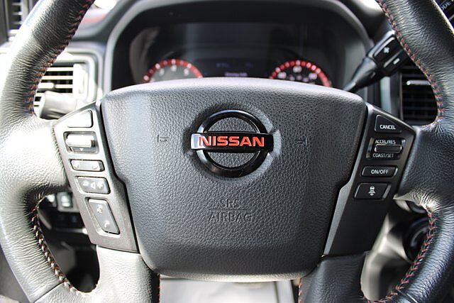 Nissan Titan