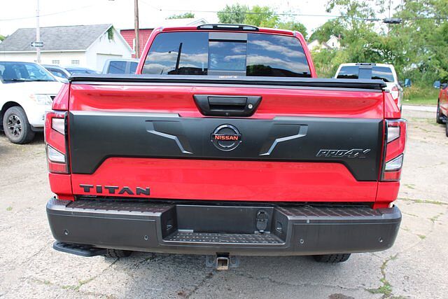 Nissan Titan