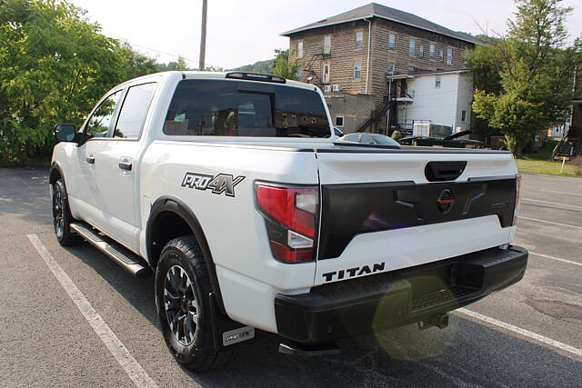 Nissan Titan