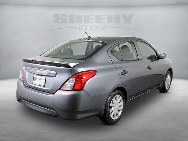 Nissan Versa