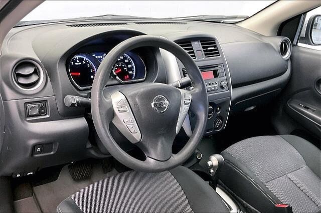 Nissan Versa