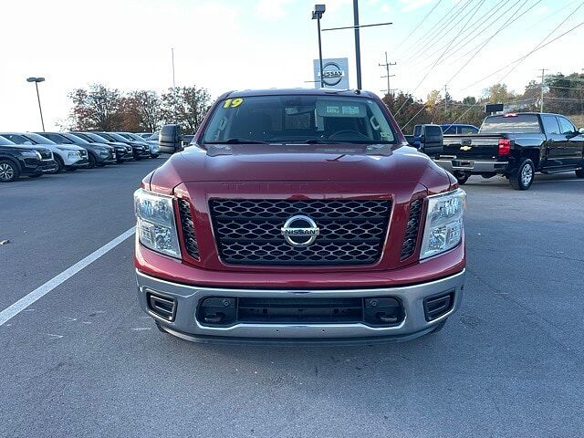 Nissan Titan