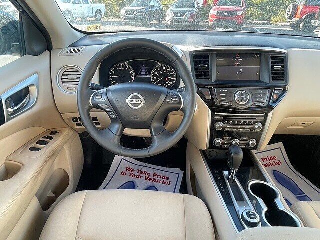 Nissan Pathfinder