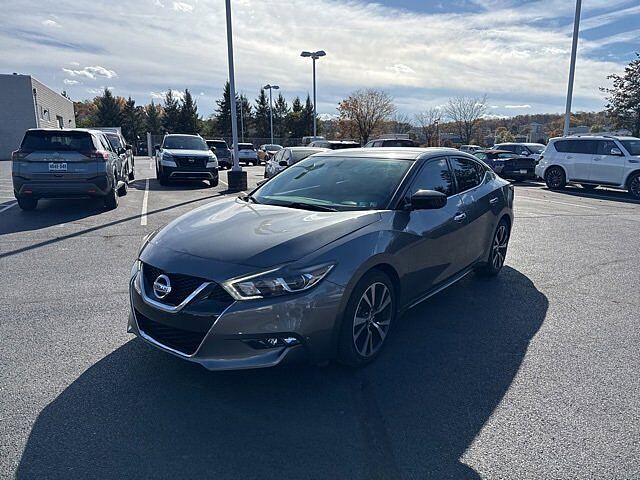 Nissan Maxima