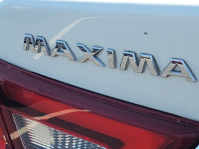 Nissan Maxima