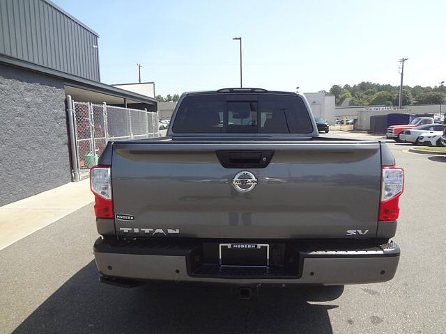 Nissan Titan