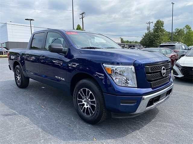 Nissan Titan