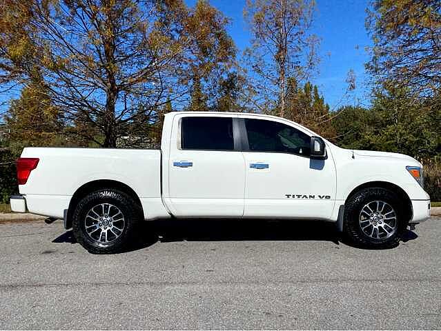 Nissan Titan