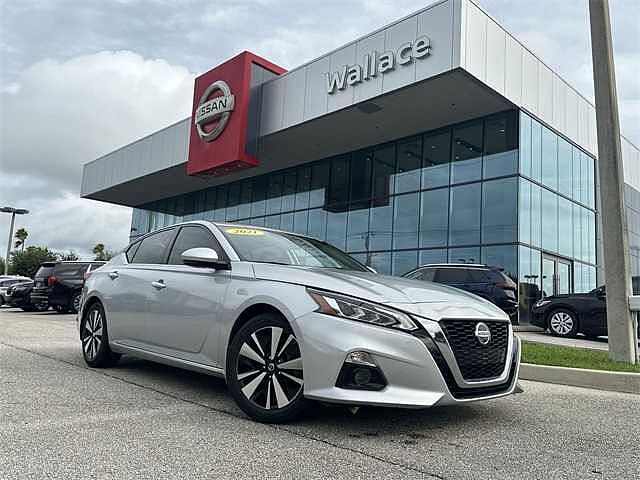 Nissan Altima