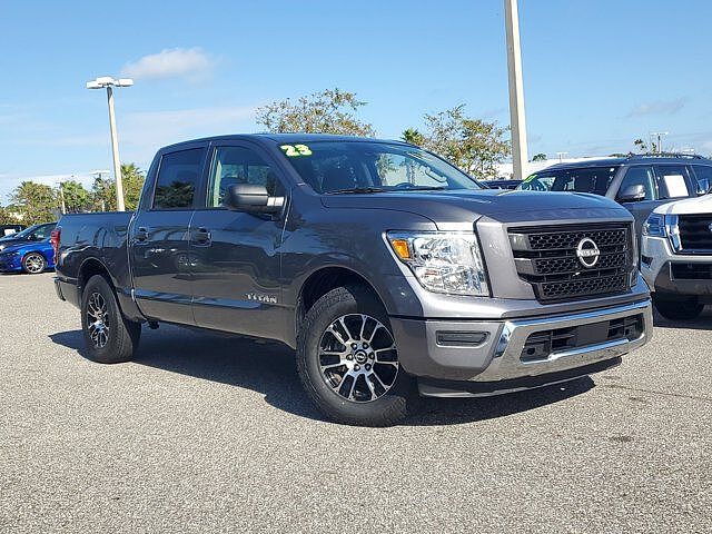 Nissan Titan