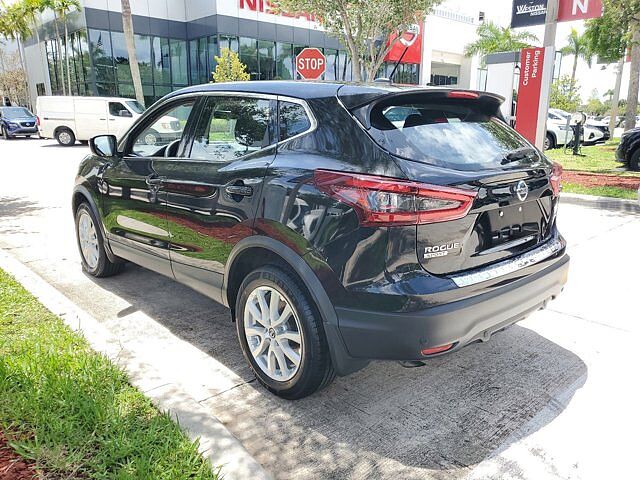 Nissan Rogue Sport