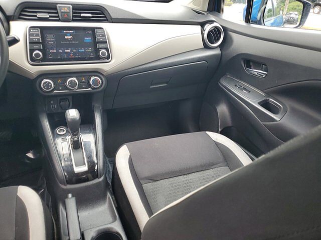 Nissan Versa