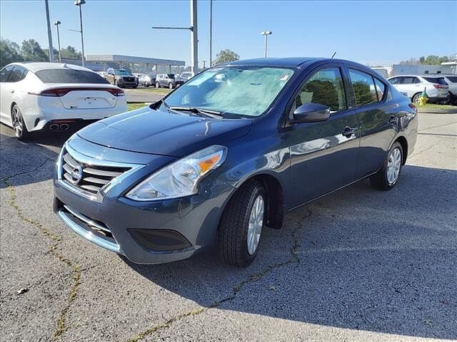 Nissan Versa