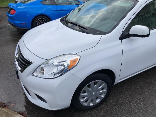 Nissan Versa