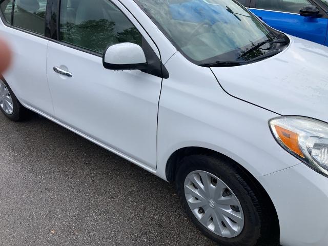 Nissan Versa