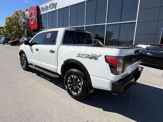 Nissan Titan