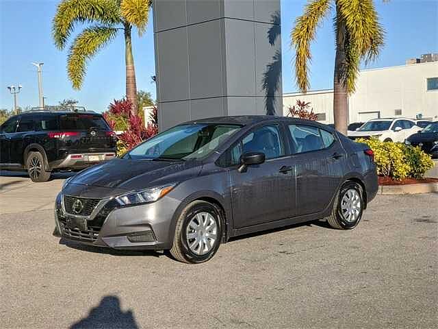 Nissan Versa