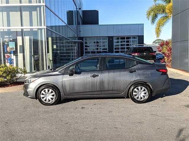 Nissan Versa