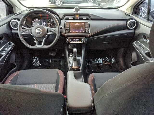 Nissan Versa