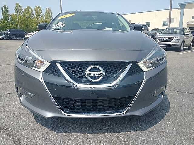 Nissan Maxima