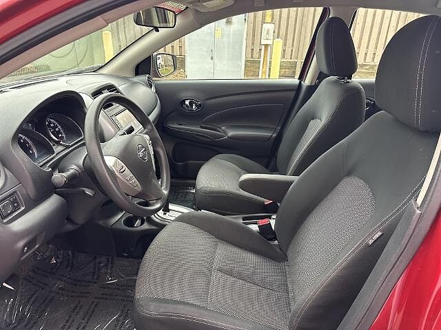 Nissan Versa