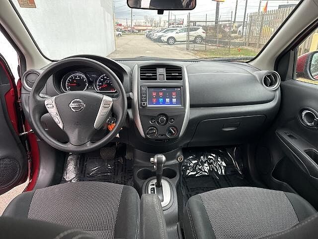 Nissan Versa