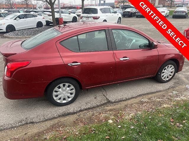 Nissan Versa