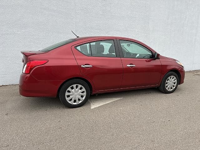 Nissan Versa