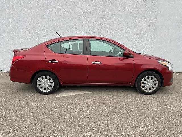 Nissan Versa