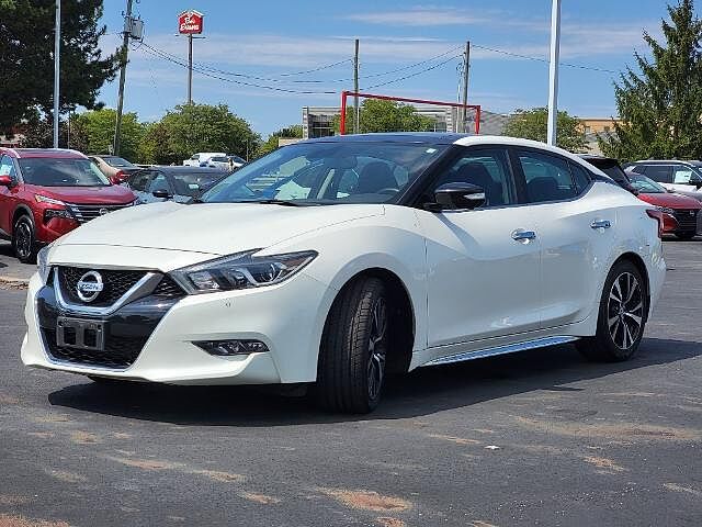 Nissan Maxima