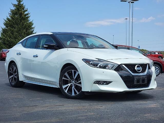 Nissan Maxima