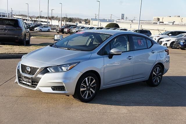 Nissan Versa