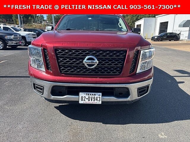 Nissan Titan