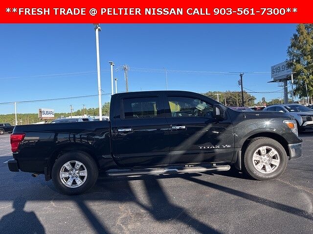 Nissan Titan