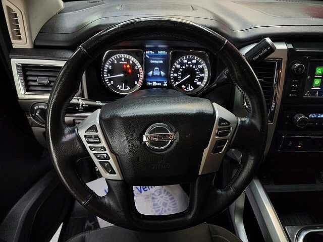 Nissan Titan