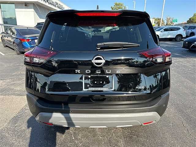 Nissan Rogue