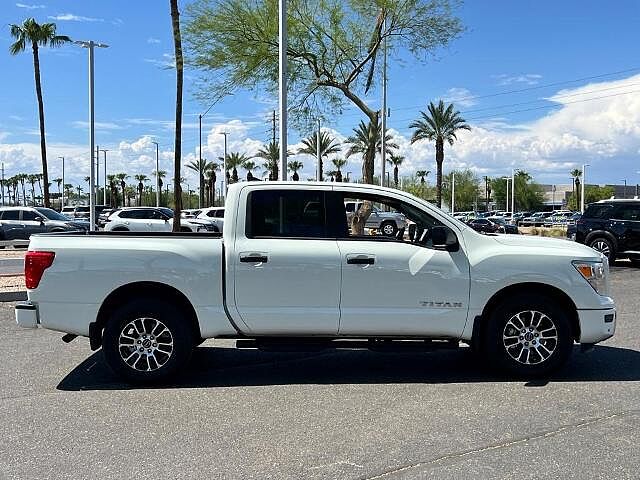 Nissan Titan