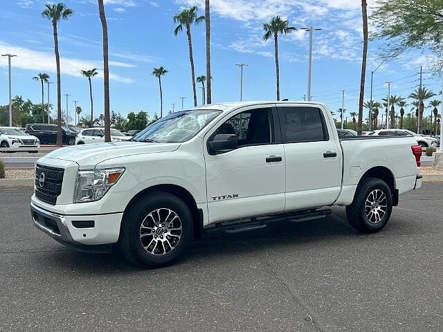 Nissan Titan